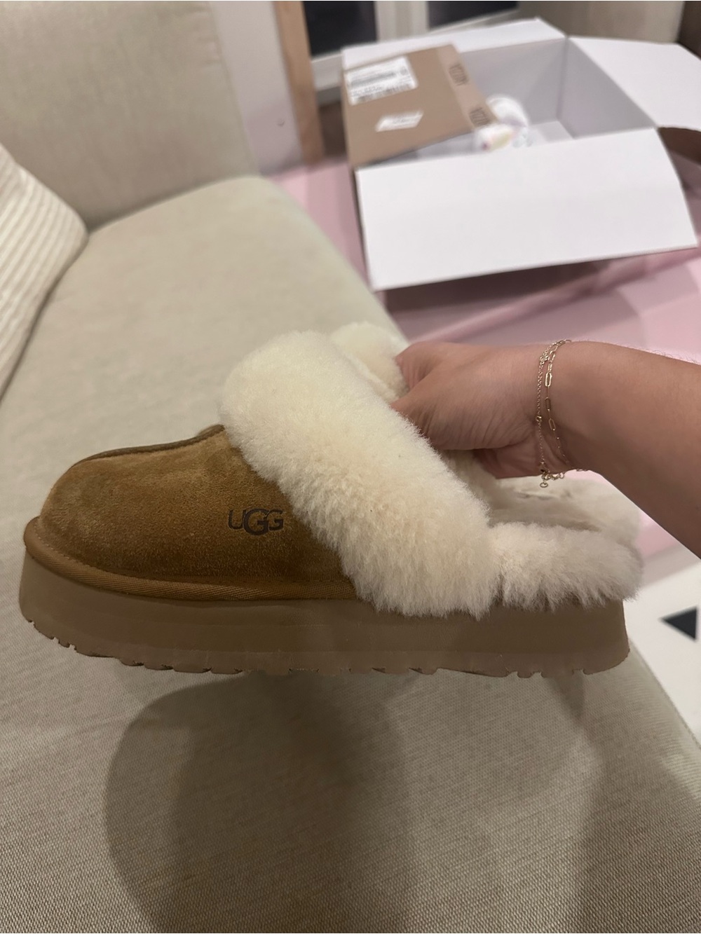 EUC UGG Disquette Slipper